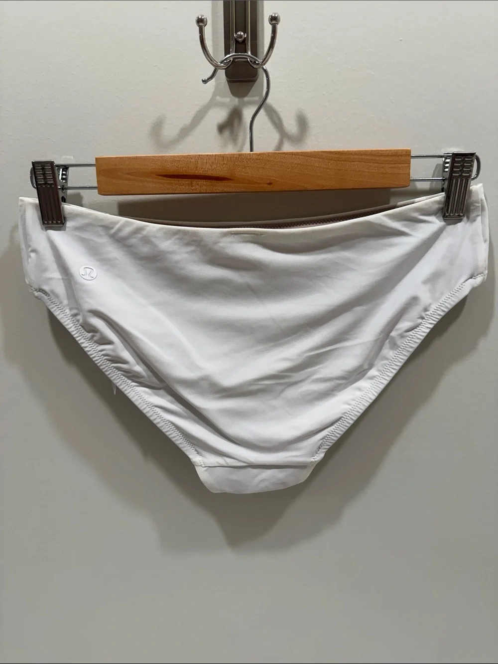 Lululemon Waterside Mid-Rise Bottom